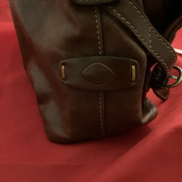 The Trend Designed in Italy Brown leather purse - Picture 12 of 14